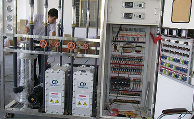 電子超純水設備出水水質符合美國ASTM純水水質標準、我國電子工業(yè)部電子級水質技術標準(18MΩ.cm、15MΩ.cm、10MΩ.cm、2MΩ.cm、0.5MΩ.cm五級標準)、我國電子工業(yè)部高純水水質試行標準、美國半導體工業(yè)用純水指標、日本集成電路水質標準、國內外大規(guī)模集成電路水質標準。<br />
